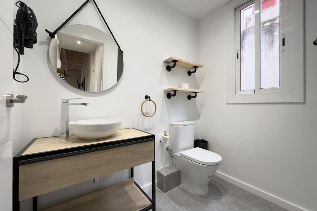Bebarceloner Sants Apartments - 2 Bedrooms Esterno foto