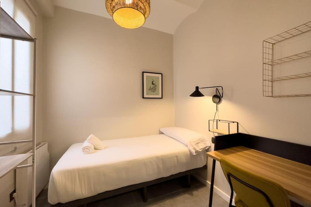 Bebarceloner Sants Apartments - 2 Bedrooms Esterno foto